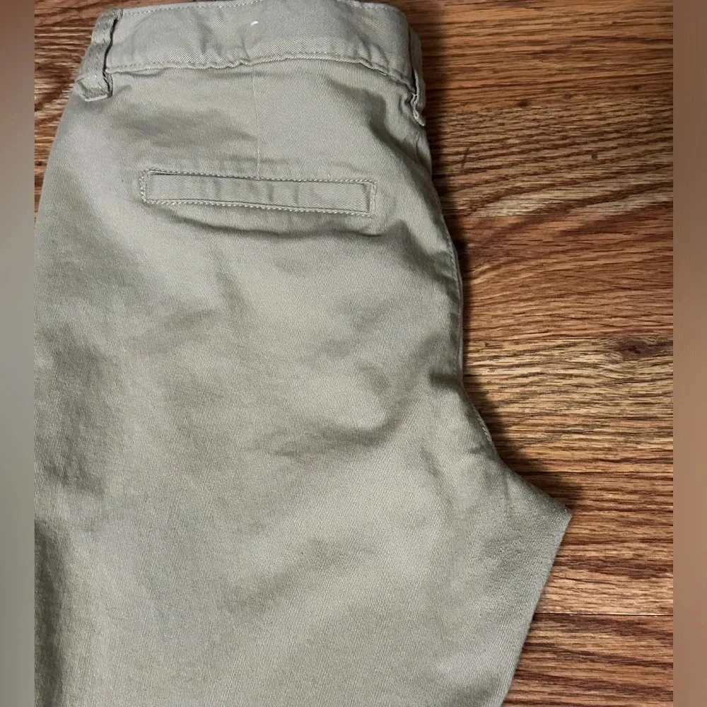 Old Navy khaki pants for girls, size 12 plus